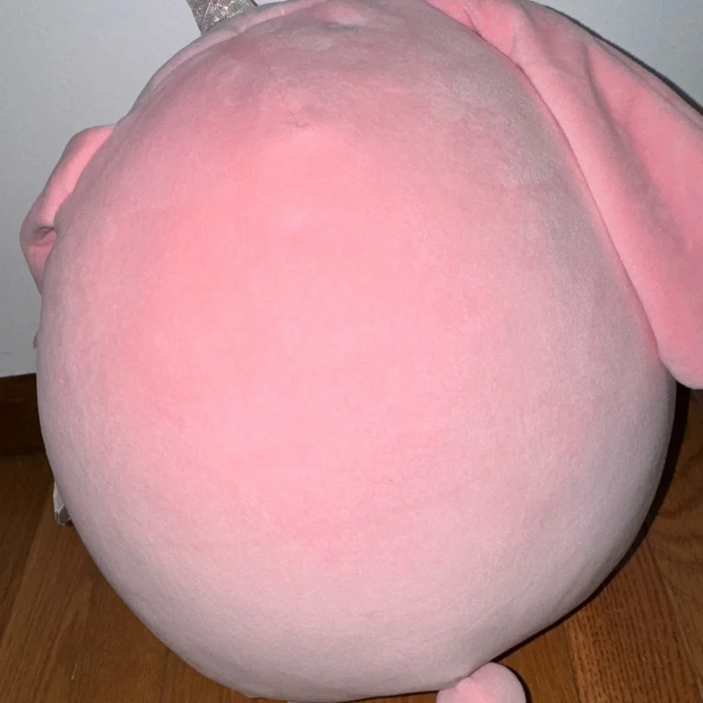 Squishmellow Legacy Pink Plush Toy